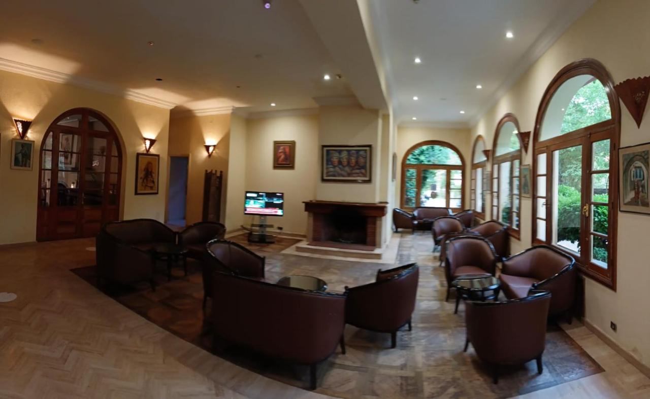 Hotel Panorama Azrou Bagian luar foto